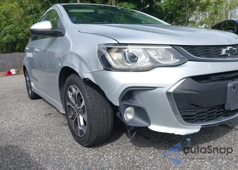 2019 Chevrolet Sonic Lt Auto from USA, damaged, VIN 1G1JD5SB1K4136856